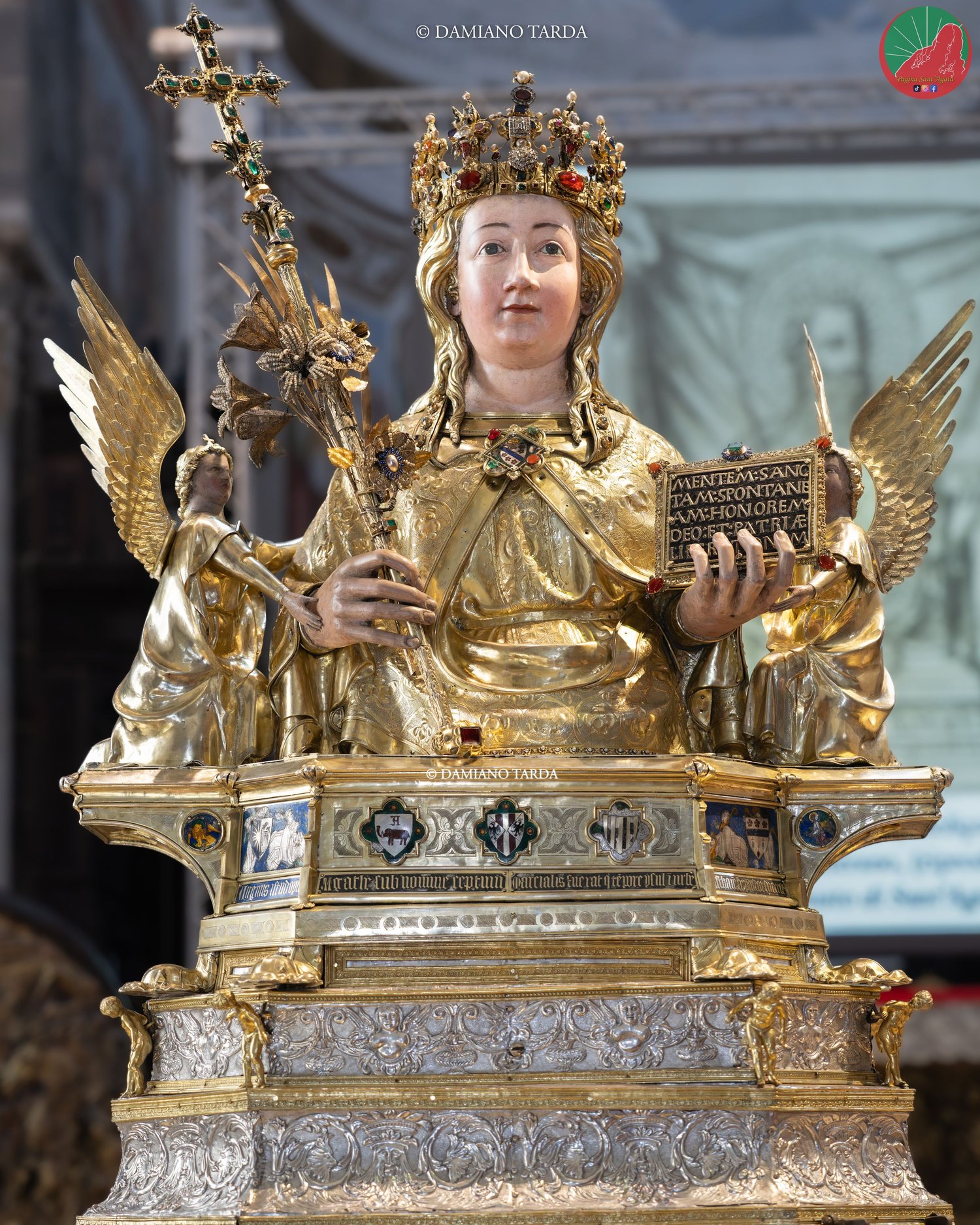 The bust of Saint Agatha after the restoration, without ex-votos: detail of the face and crown.