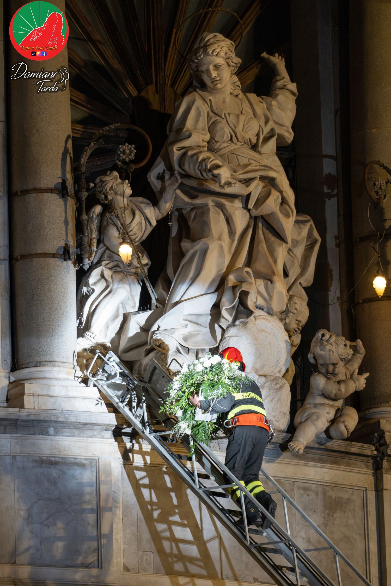 Floral tribute from the fire brigade
