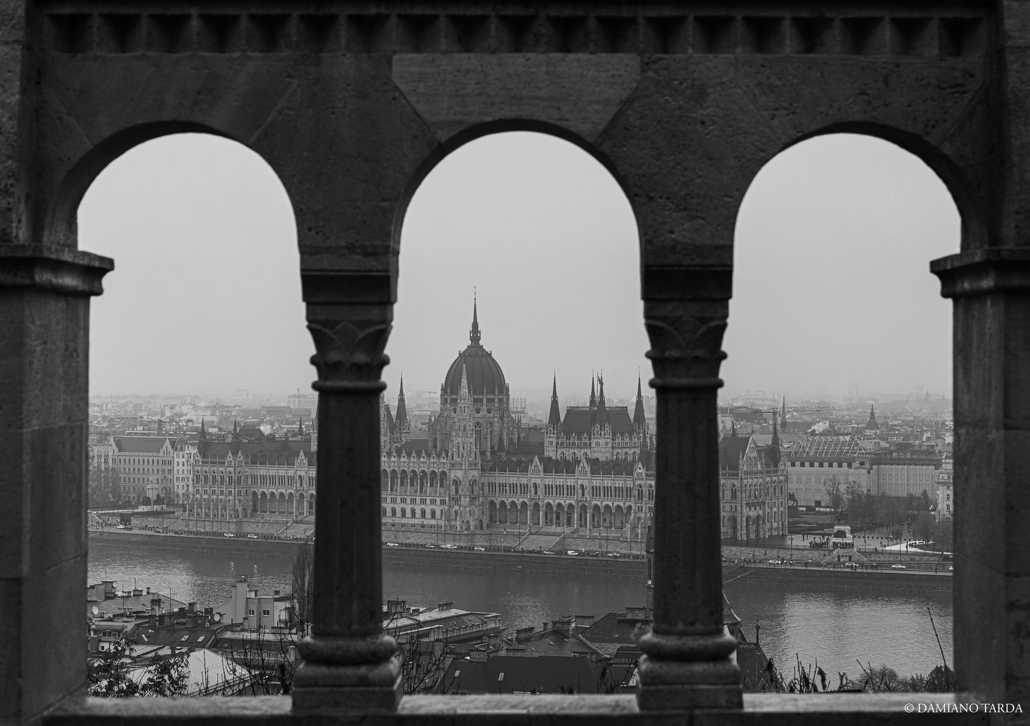 Il Parlamento di Budapest visto dal Bastione dei Pescatori
